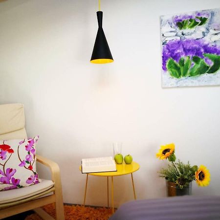 Cres Art Studio Kuning Apartment Zewnętrze zdjęcie