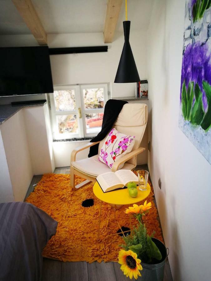 Cres Art Studio Kuning Apartment Zewnętrze zdjęcie